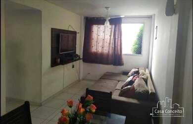 Imagem: O apartamento possui 3 Dormitórios, 1 Banheiro, 1 Vaga na garagem