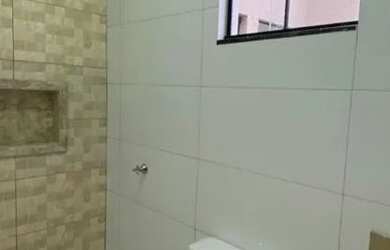 Imagem 2: Vendo casa 2/4 Abrantes. Varanda, 1 Vaga na garageme2 Dormitórios