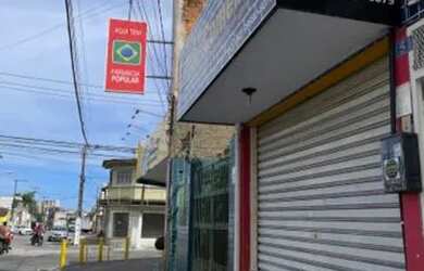 Imagem: A casa possui 1 Banheiro, 4m² de Área e está localizado