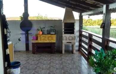 Imagem: O apartamento possui 3 Dormitórios, 1 Banheiro, 110m² de Área