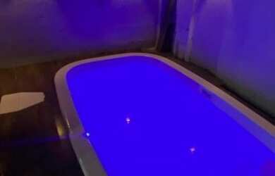 Imagem: A casa possui 3 Dormitórios, 2 Banheiros, 3 Vagas na garagem