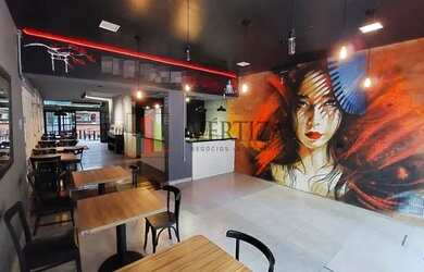 Imagem: O depósito possui 1 Vaga na garagem, 250m² de Área e está