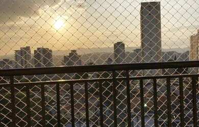 Imagem: O apartamento possui 3 Dormitórios, 1 Banheiro, 1 Vaga na garagem