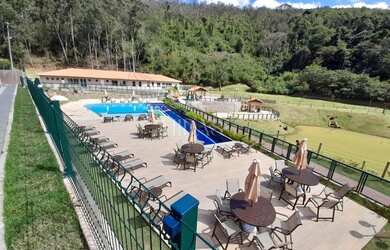 Imagem: O apartamento possui 2 Dormitórios, 2 Banheiros, 2 Vagas na