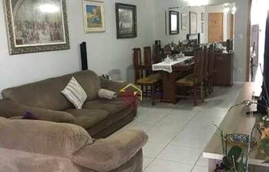 Imagem: O apartamento possui 4 Dormitórios, 5 Banheiros, 2 Vagas na