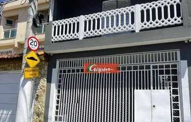 Imagem: A casa possui 3 Dormitórios, 3 Banheiros, 2 Vagas na garagem