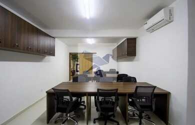 Imagem: O depósito possui 30m² de Área e está localizado em Jardim