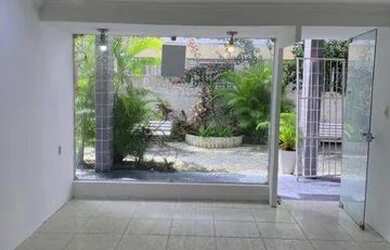 Imagem: O depósito possui 1 Vaga na garagem e 33m² de Área e está