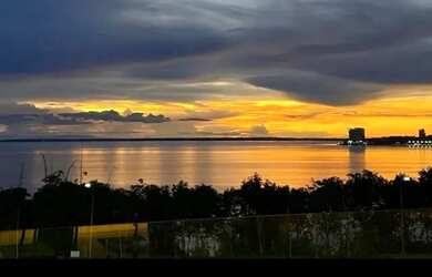 Imagem 4: Qual será a sensação de morar de frente para Rio Mansão 1006m2, ELEVADOR....