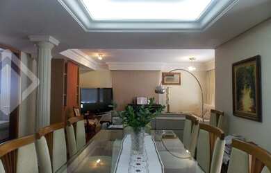 Imagem: O apartamento possui 4 Dormitórios, 1 Banheiro, 3 Vagas na