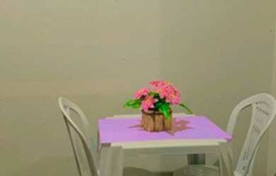 Imagem: O apartamento possui 1 Dormitório, 1 Banheiro, 1 Vaga na garagem