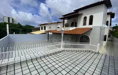 Imagem 3: Casa para aluguel com 6 quartos no Itaigara - Salvador - Bahia