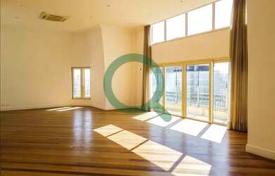 Imagem: O apartamento na cobertura possui 4 Dormitórios, 5 Banheiros