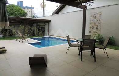 Imagem 2: Casa Alto Padrão para Locação no Jardim Aruan Caraguatatuba/SP