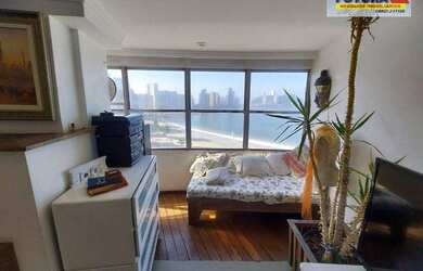 Imagem: O apartamento à venda possui 3 Dormitórios, 2 Banheiros e