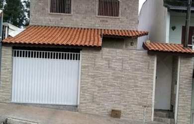 Imagem: A casa possui 2 Dormitórios, 1 Banheiro e 198m² de Área e