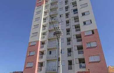 Imagem: O apartamento possui 2 Dormitórios, 1 Banheiro, 1 Vaga na garagem