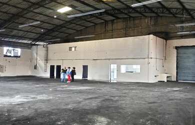 Imagem: O depósito possui 730m² de Área e está localizado em Cidade