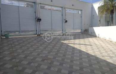 Imagem: A casa possui 2 Dormitórios, 1 Banheiro e 50m² de Área e