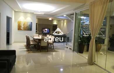 Imagem: A casa em condomínio à venda possui 5 Dormitórios, 5 Banheiros