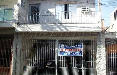 Imagem: A casa possui 4 Dormitórios, 3 Banheiros, 160m² de Área e