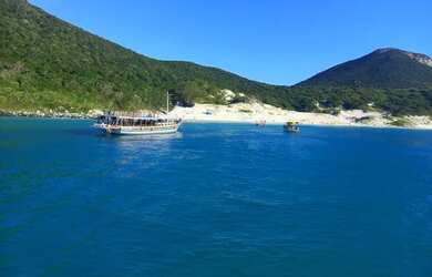 Imagem: A casa possui 3 Dormitórios e está localizado em Arraial