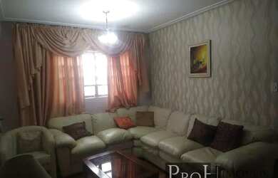 Imagem: A casa possui 2 Dormitórios, 1 Banheiro, 2 Vagas na garagem