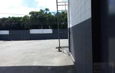 Imagem: O depósito possui 6000m² de Área e está localizado em Cidade