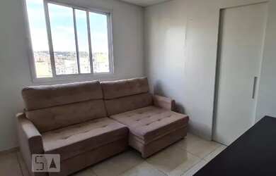 Imagem: O apartamento possui 1 Dormitório, 1 Banheiro, 1 Vaga na garagem