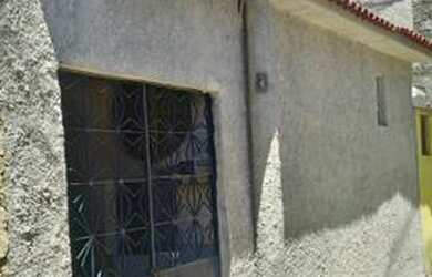 Imagem: A casa possui 2 Dormitórios, 2 Banheiros e 60m² de Área e