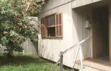 Imagem: A casa possui 2 Dormitórios, 1 Banheiro, 200m² de Área e