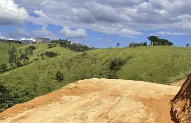 Imagem 15: Excelente terreno com linda vista da pedra do baú com projeto para 4...