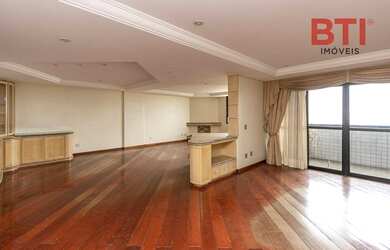 Imagem: O apartamento possui 4 Dormitórios, 4 Banheiros, 288m² de