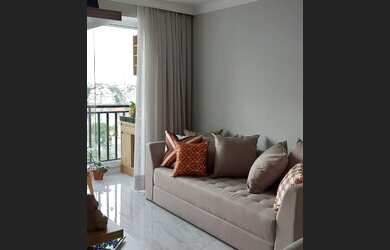 Imagem: O apartamento possui 2 Dormitórios, 1 Banheiro, 1 Vaga na garagem