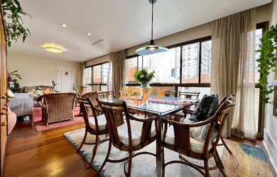 Imagem: O apartamento possui 3 Dormitórios, 4 Banheiros, 2 Vagas na