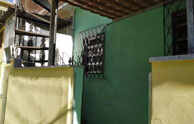 Imagem: A casa possui 1 Dormitório, 1 Banheiro e 55m² de Área e está