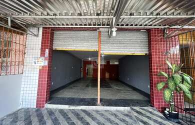 Imagem: O apartamento possui 1 Banheiro e 147m² de Área e está localizado