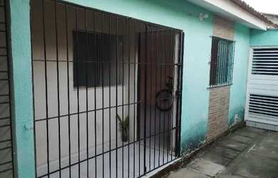 Imagem: A casa em condomínio possui 2 Dormitórios, 1 Banheiro e está