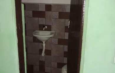 Imagem: A casa possui 2 Dormitórios, 1 Banheiro, 50m² de Área e