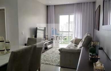 Imagem: O apartamento possui 2 Dormitórios, 1 Banheiro, 2 Vagas na