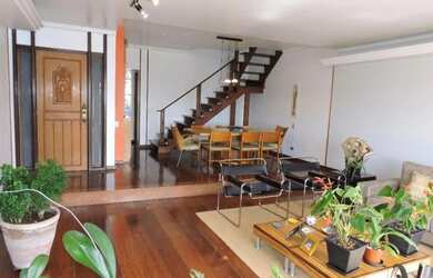 Imagem: O apartamento na cobertura possui 4 Dormitórios, 5 Banheiros