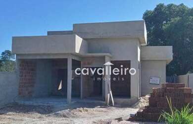 Imagem: A casa em condomínio possui 3 Dormitórios, 2 Banheiros, 1