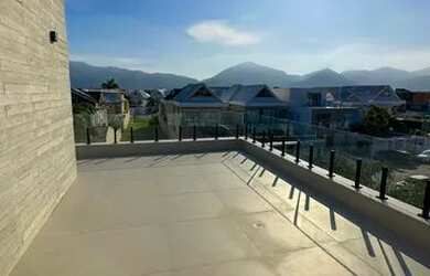 Imagem 14: Casa de condomínio para venda possui 400 metros quadrados com 5 quartos