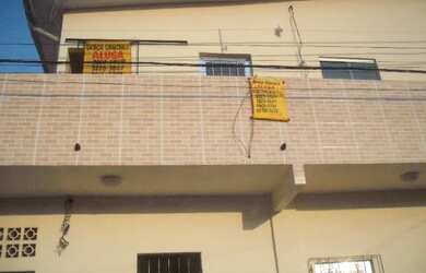 Imagem: A casa possui 2 Dormitórios, 1 Banheiro e está localizado