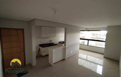 Imagem: O apartamento possui 3 Dormitórios, 2 Banheiros, 2 Vagas na