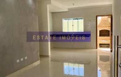 Imagem: A casa possui 2 Dormitórios, 2 Banheiros, 2 Vagas na garagem