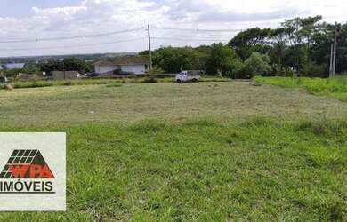 Imagem: O terreno possui 450m² de Área e está localizado em Loteamento