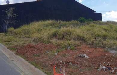 Imagem: O terreno possui 140m² de Área e está localizado em Bragança