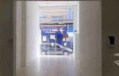 Imagem: O depósito possui 77m² de Área e está localizado em Centro