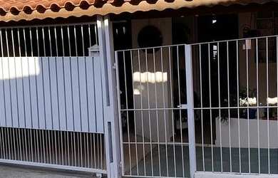 Imagem: A casa possui 2 Dormitórios, 1 Banheiro, 167m² de Área e